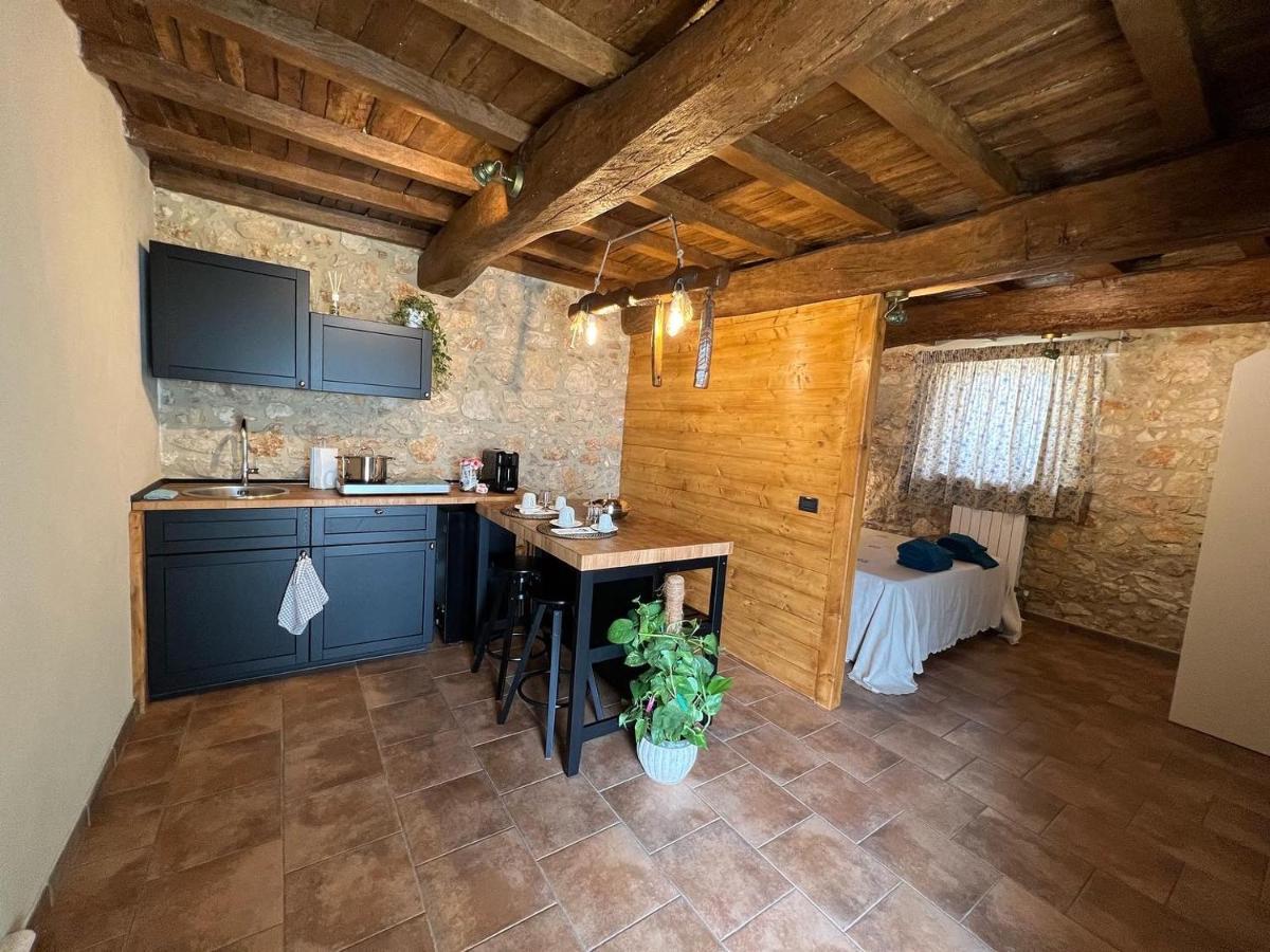 B&B Fontanelle Alviano Bagian luar foto