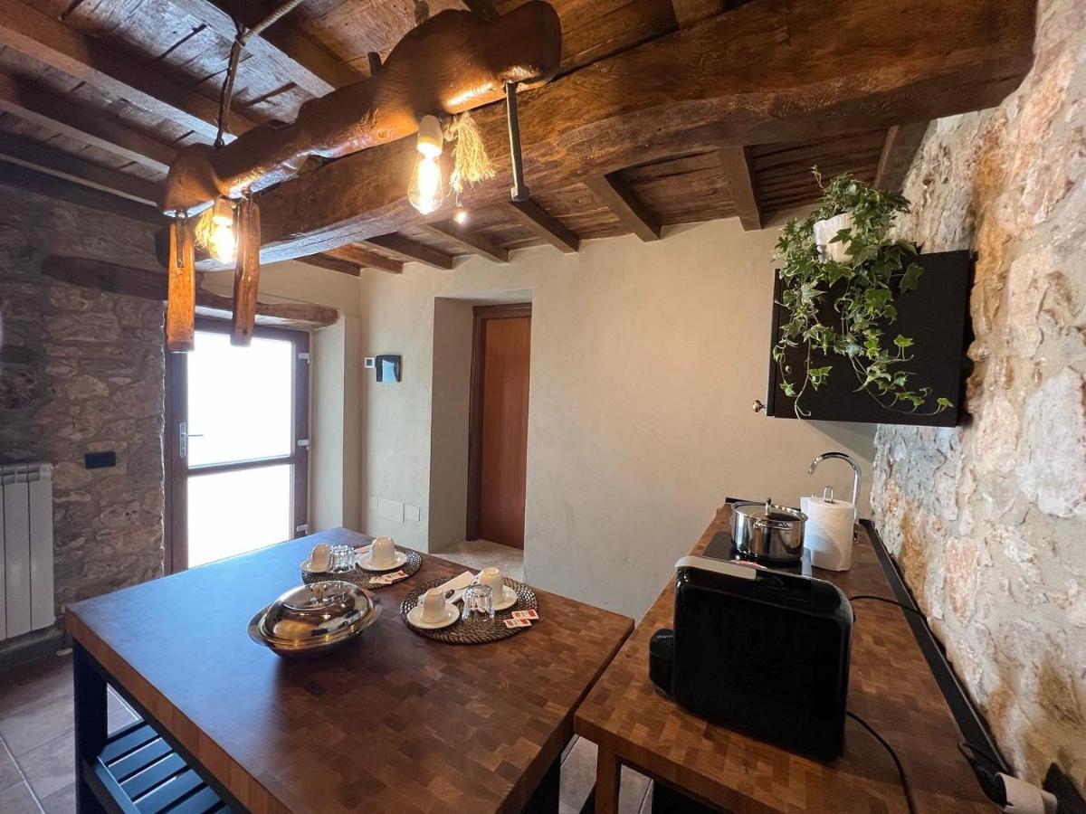 B&B Fontanelle Alviano Bagian luar foto